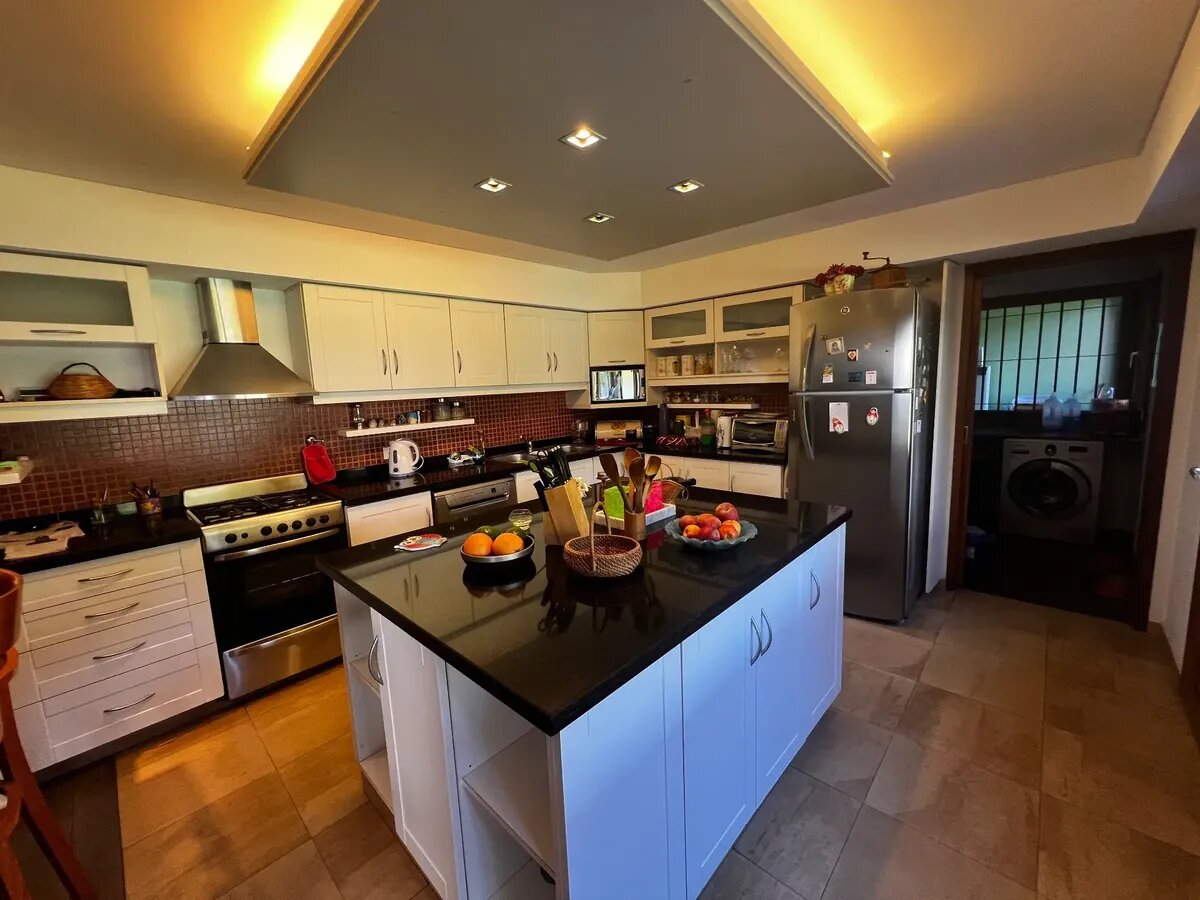 Venta Casa Chalet Adrogué Pileta Parque Permuta Apto Crédito - 5