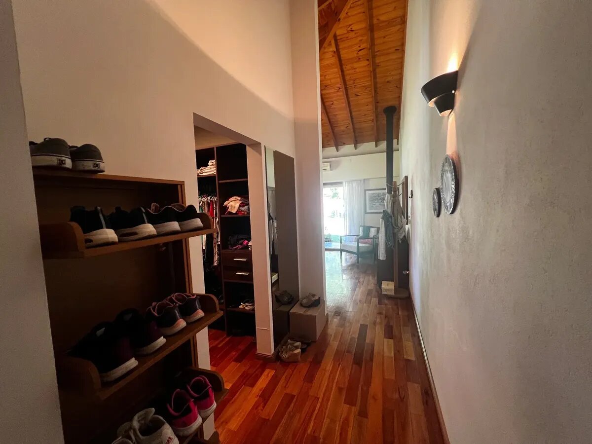 Venta Casa Chalet Adrogué Pileta Parque Permuta Apto Crédito - 15