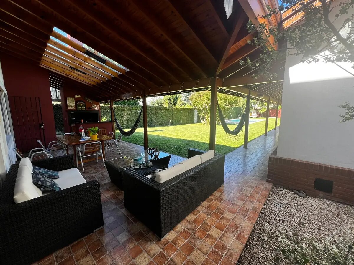 Venta Casa Chalet Adrogué Pileta Parque Permuta Apto Crédito - 29