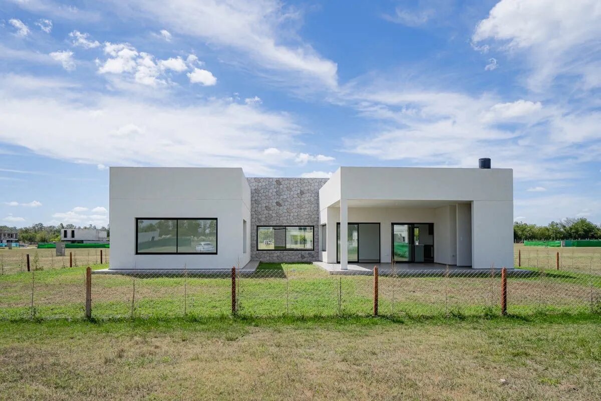 Venta Casa 4 Ambientes Barrio Aluen Ezeiza financiación — foto 2