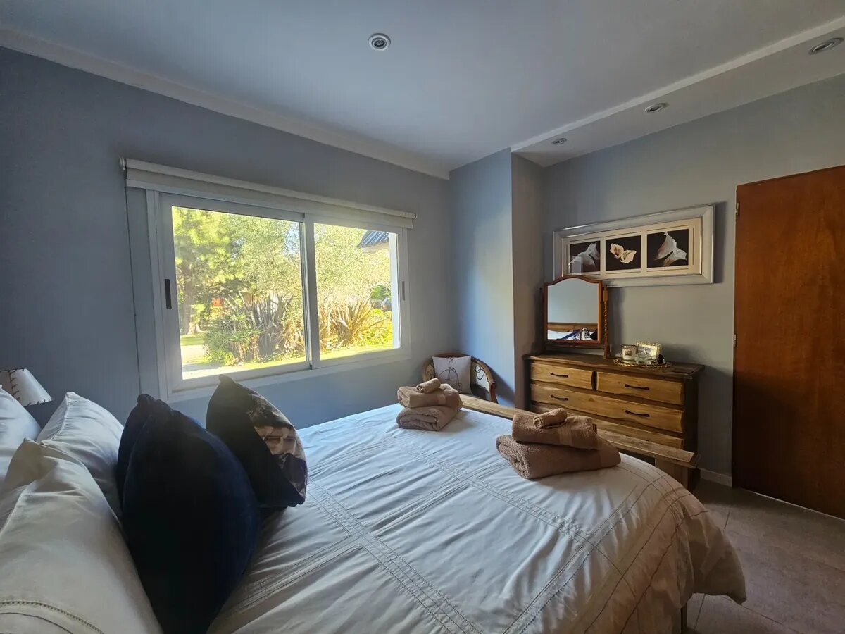 Venta Casa 8 Ambientes Barrio El Lauquen - 13