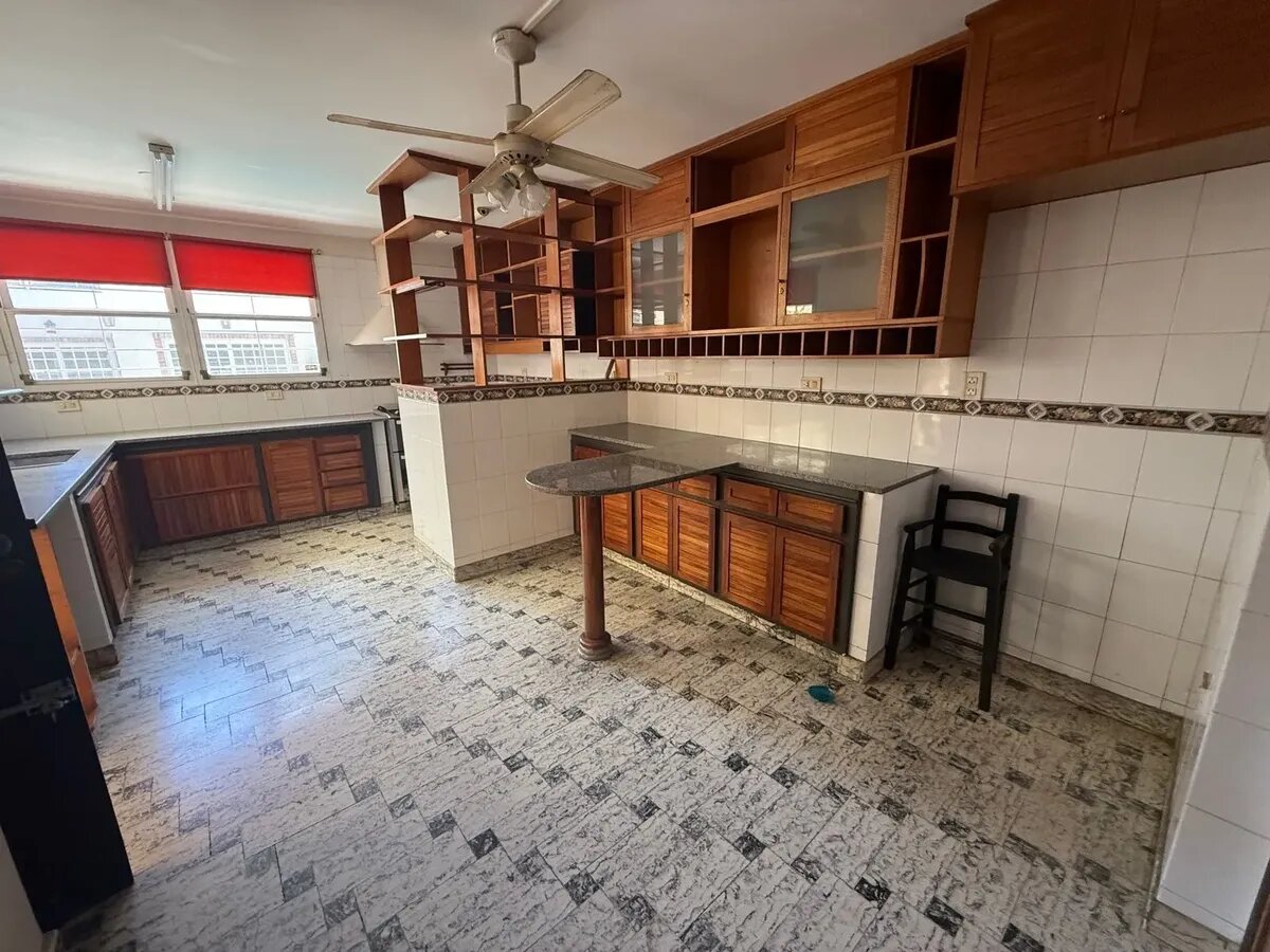 Venta Casa Chalet Parque Pileta Banfield Crédito Permuta — foto 13