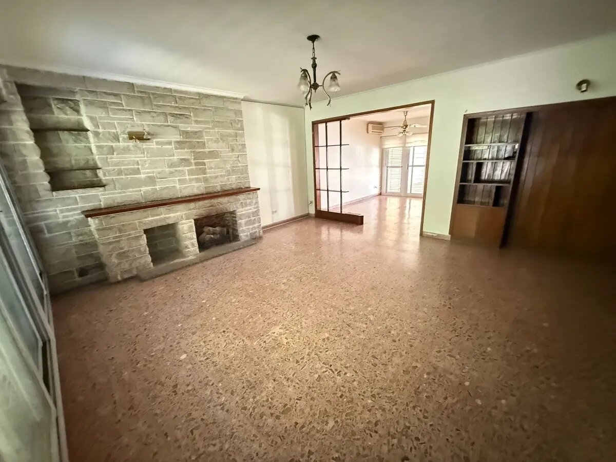 Venta Casa Chalet Parque Pileta Banfield Crédito Permuta — foto 10