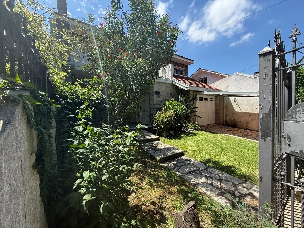 Venta Casa Chalet Parque Pileta Banfield Crédito Permuta — foto 6