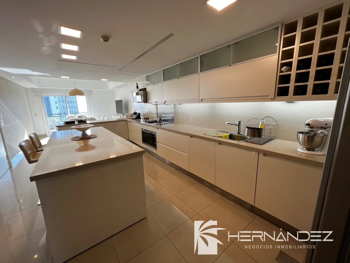 Venta Semipiso Pto Madero Cochera Pileta Amueblado Baulera — foto 7