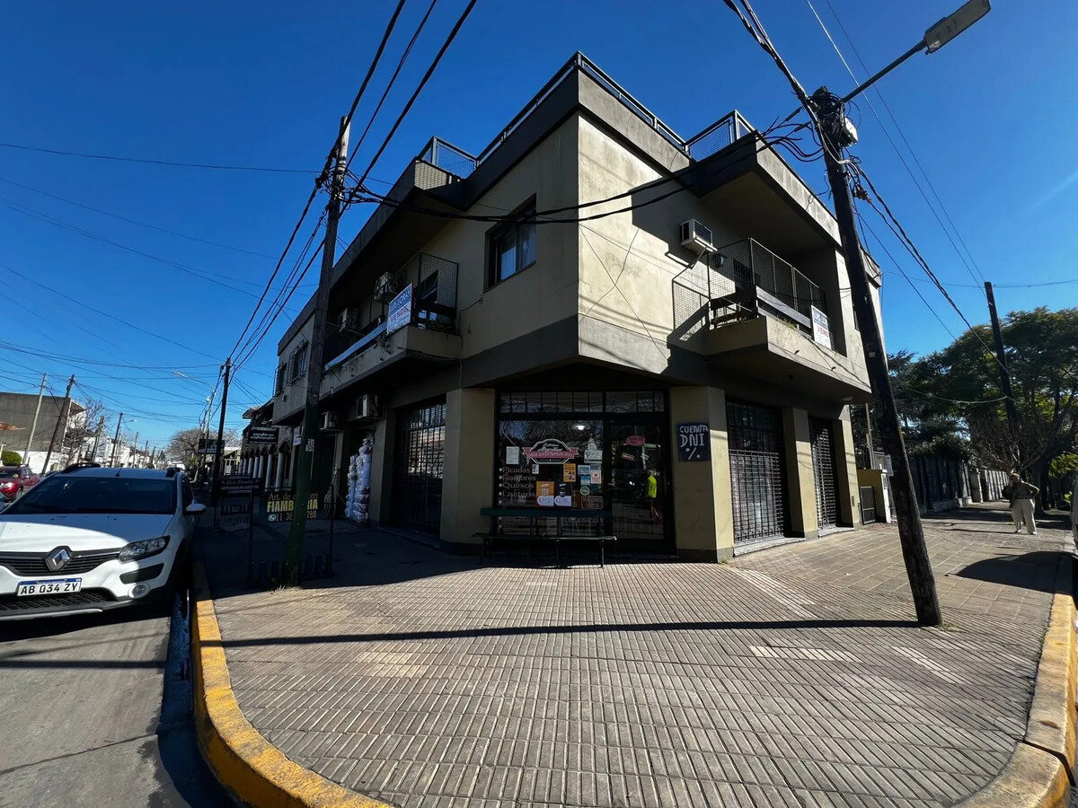 Departamento En Venta 4 Ambientes Terraza Burzaco - 2