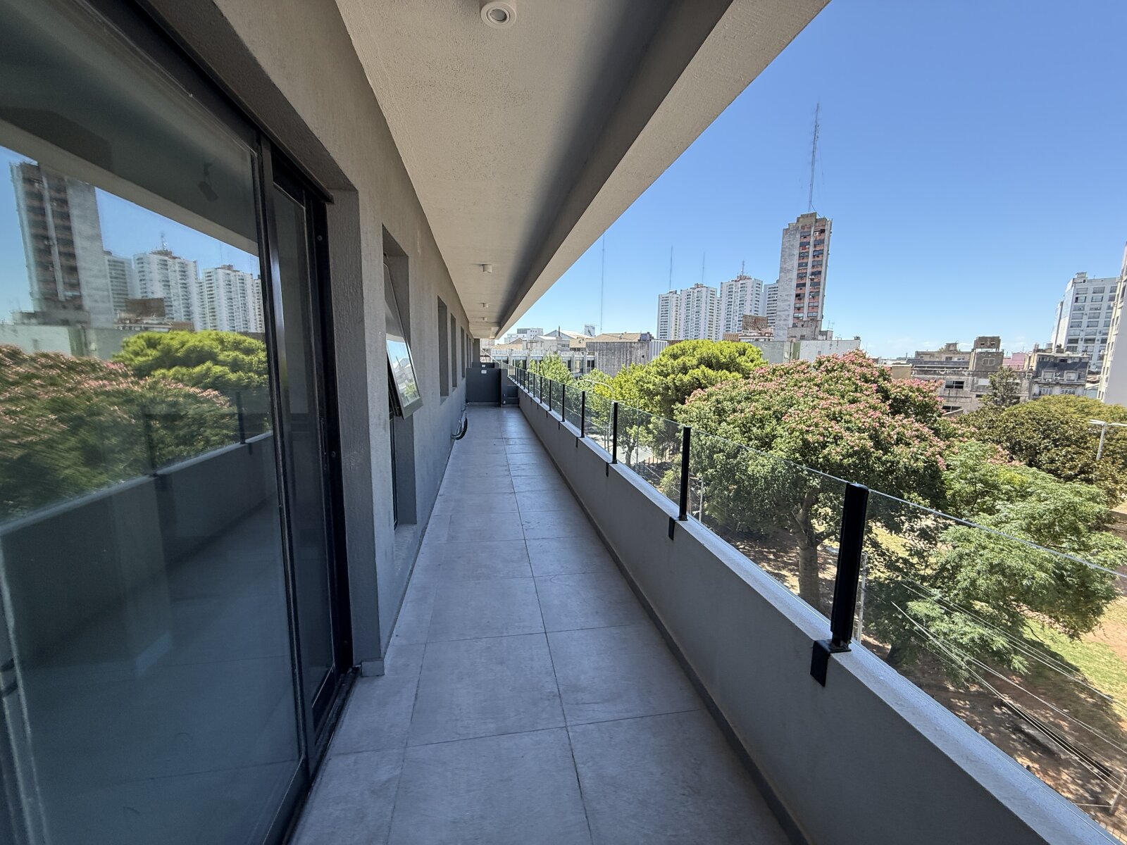 Venta Depto 4 Ambientes Avellaneda/balcon/cochera/pileta - 1