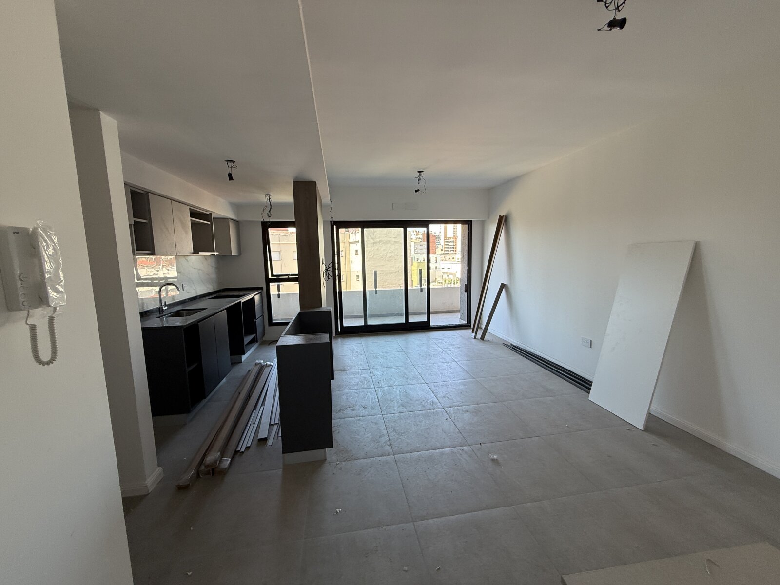 Venta Depto 4 Ambientes Avellaneda/balcon/cochera/pileta - 8