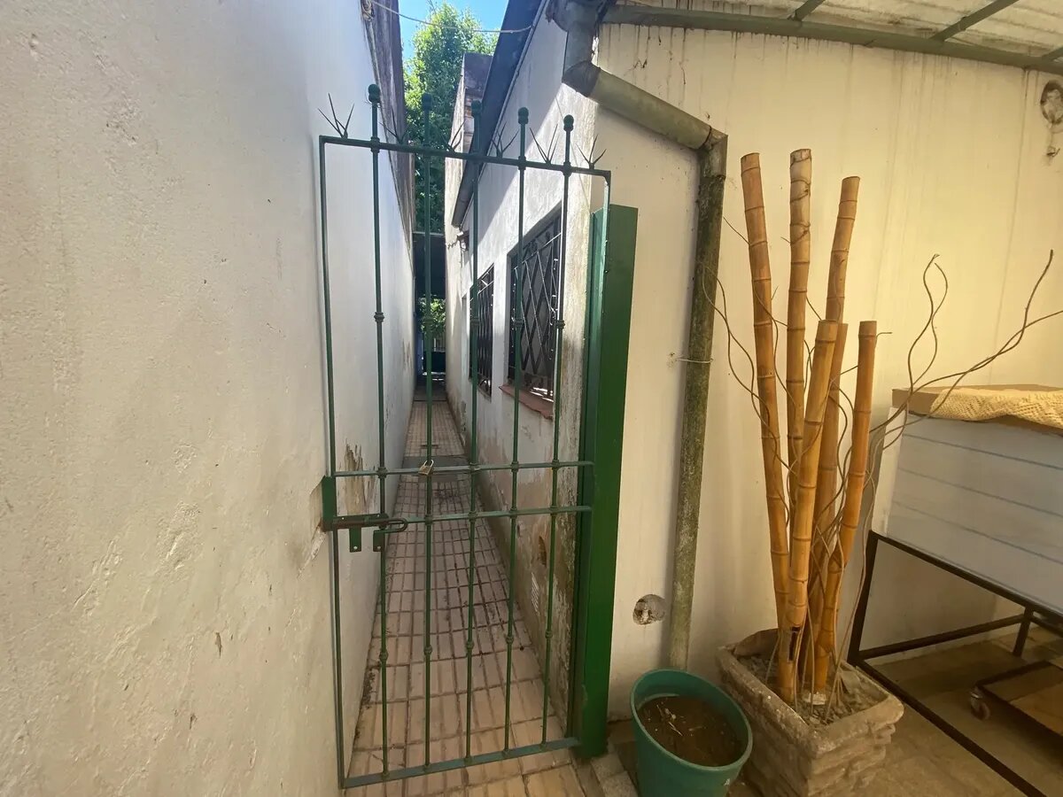 Venta Casa Lote 9x47 Barrio Inglés Permuta Apto Credito — foto 8