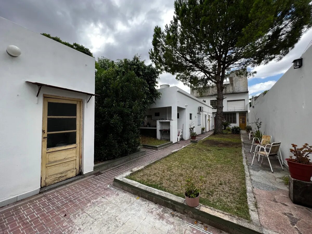 Venta Casa Multifamiliar Deposito Permuta Apto Crédito — foto 10