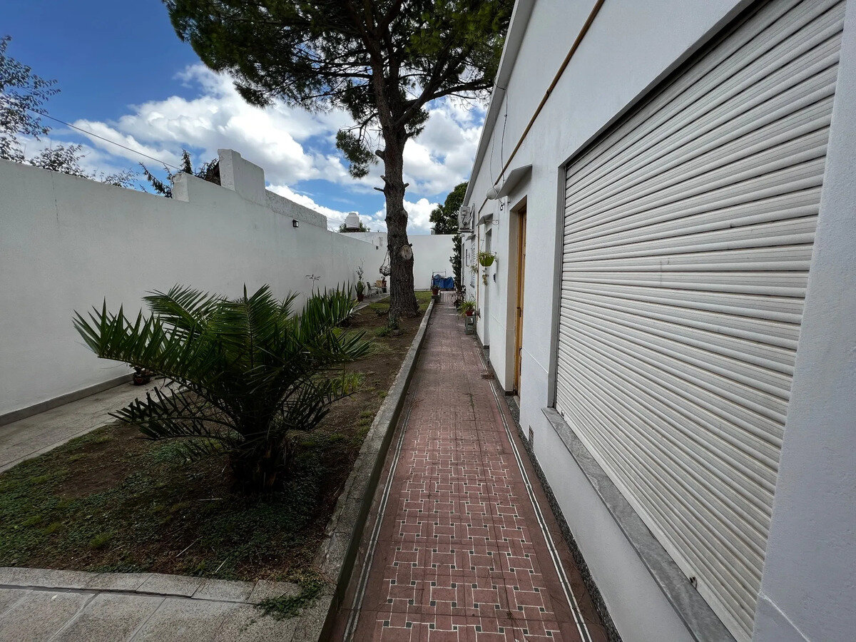 Venta Casa Multifamiliar Deposito Permuta Apto Crédito — foto 7