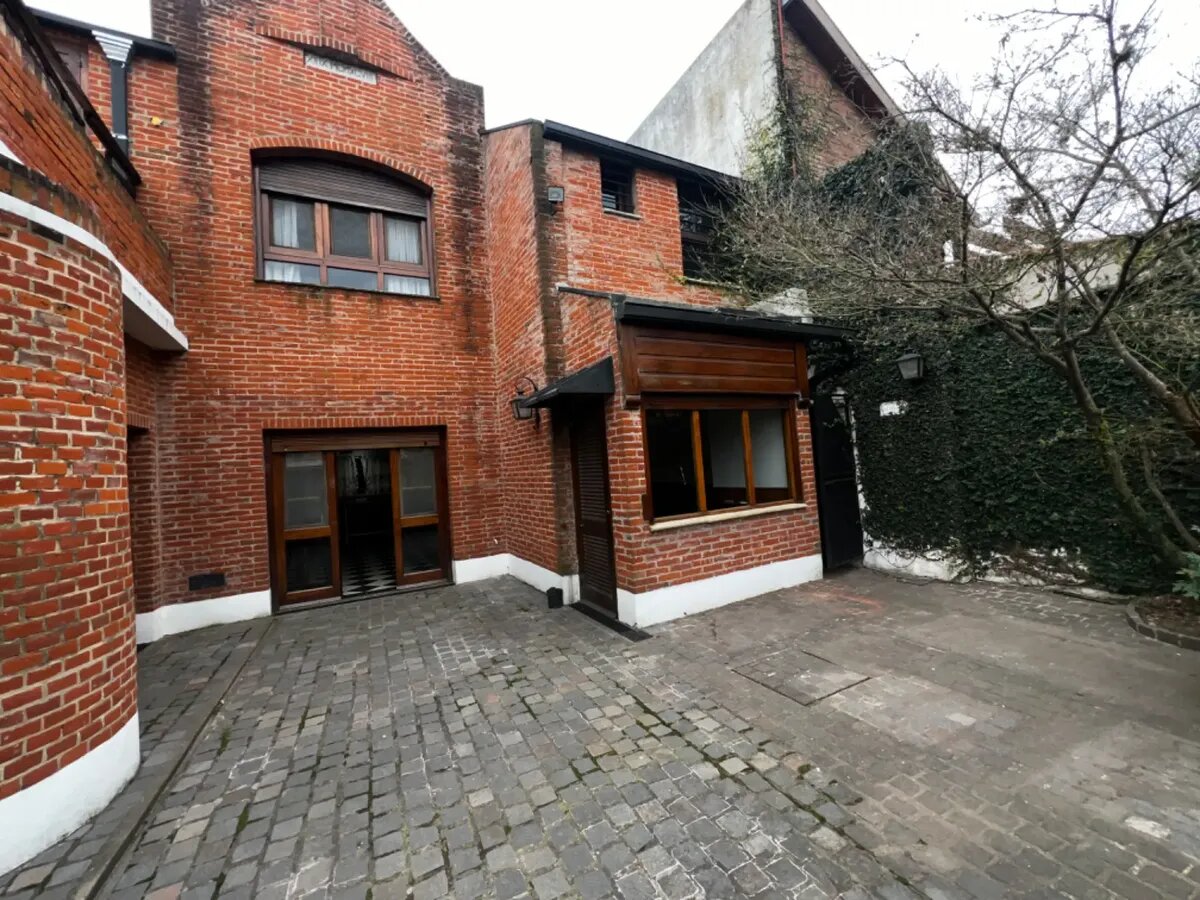 Venta Casa Chalet Parrilla Pileta Permuta Apto Credito — foto 3