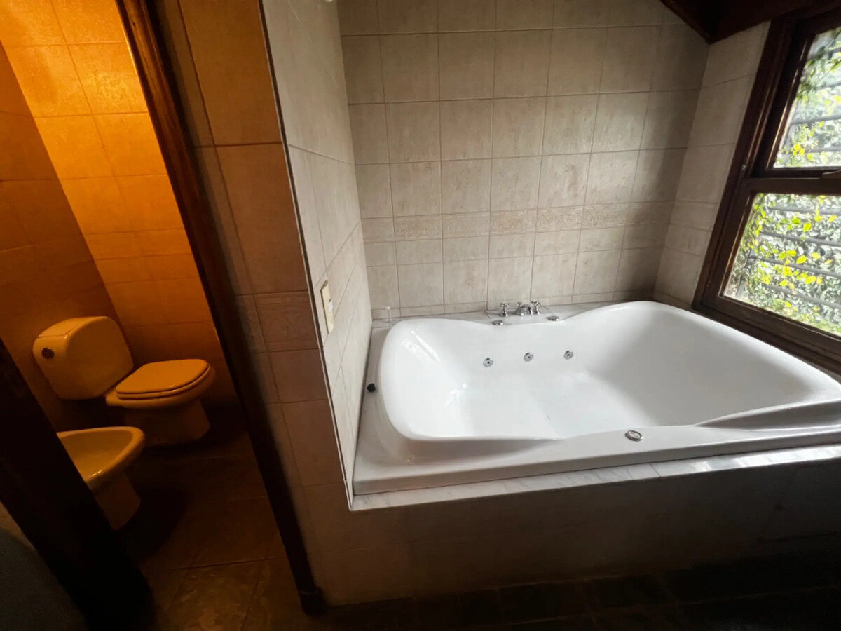 Venta Casa Chalet Parrilla Pileta Permuta Apto Credito - 27