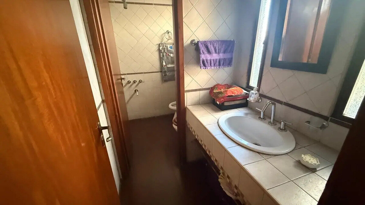 Venta Casa Lote Doble Pileta Permuta Banfield Barrio Inglés — foto 15