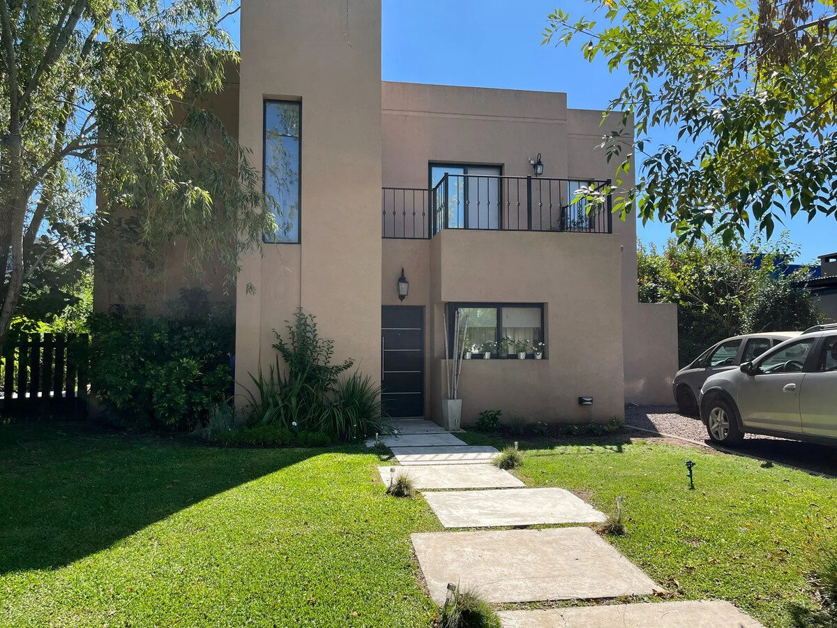 Casa En Venta Los Robles