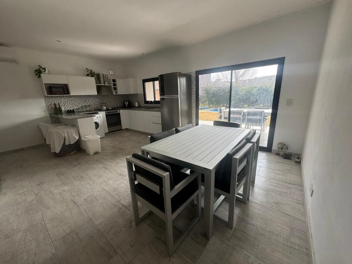 Alquiler De Casa En Los Arces — foto 3
