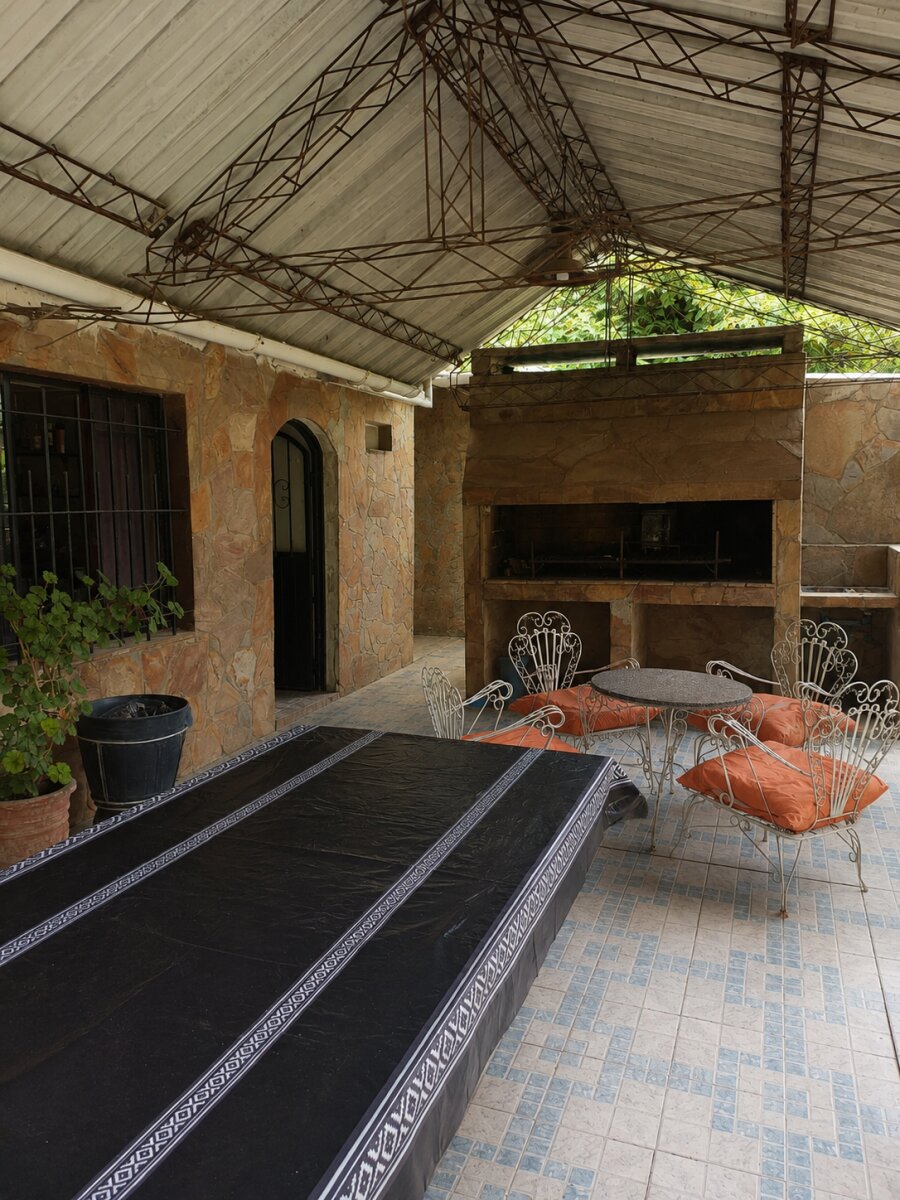 Casa de 3 dormitorios en venta - Oliveros - 2