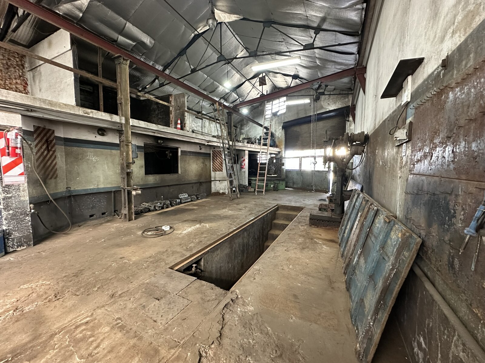 GALPÓN COMERCIAL C/ doble salida - 10