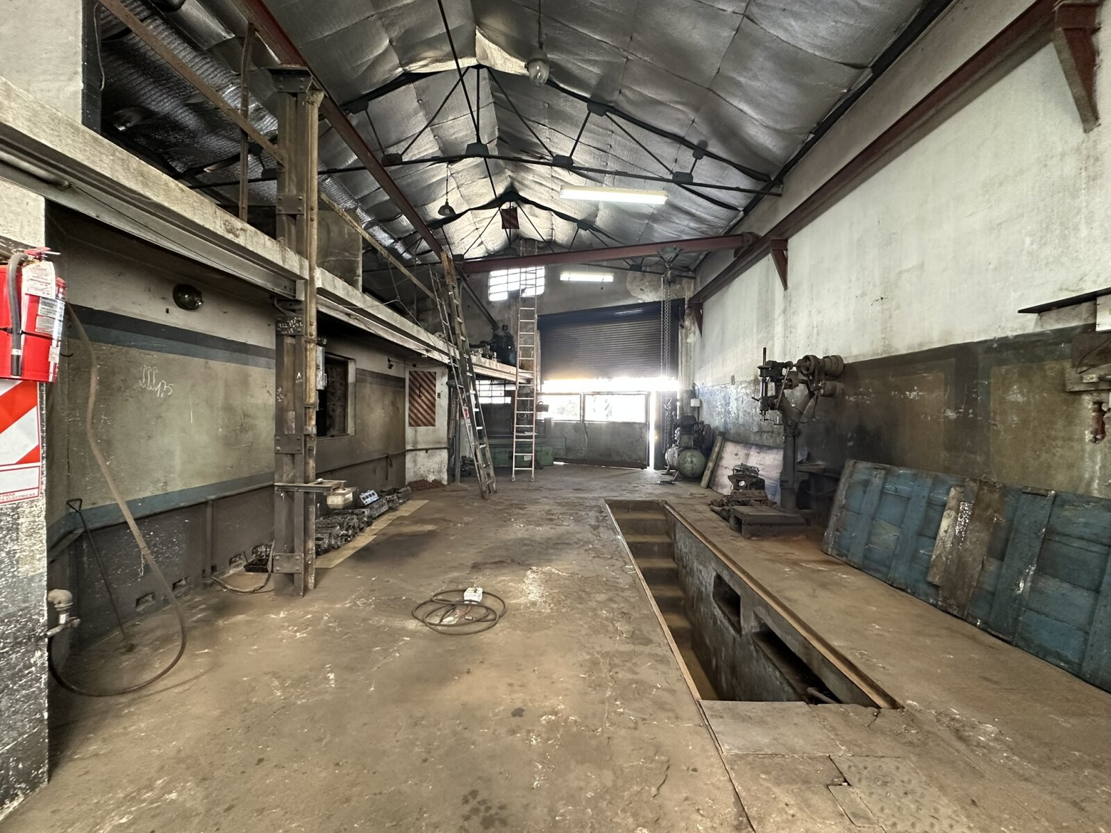 GALPÓN COMERCIAL C/ doble salida - 4