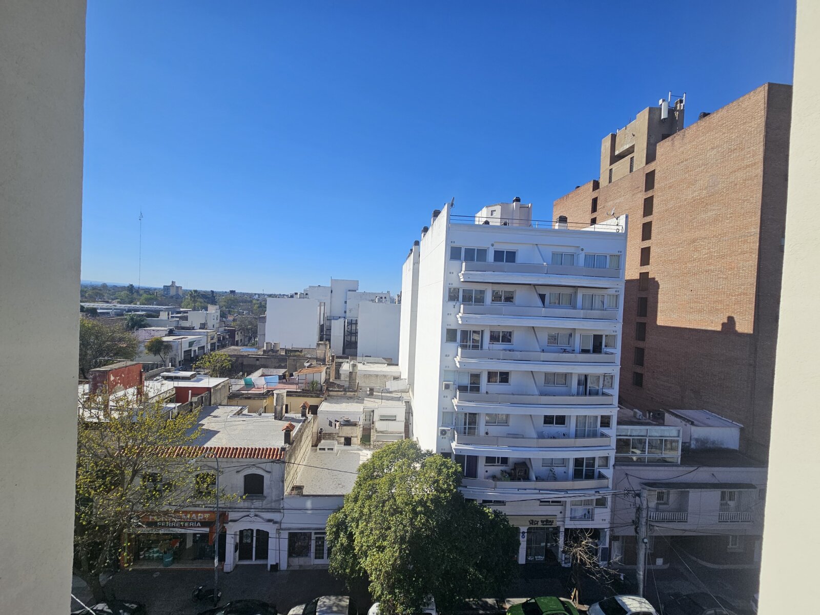 Cofico con balcón, y vista al Norte - 13
