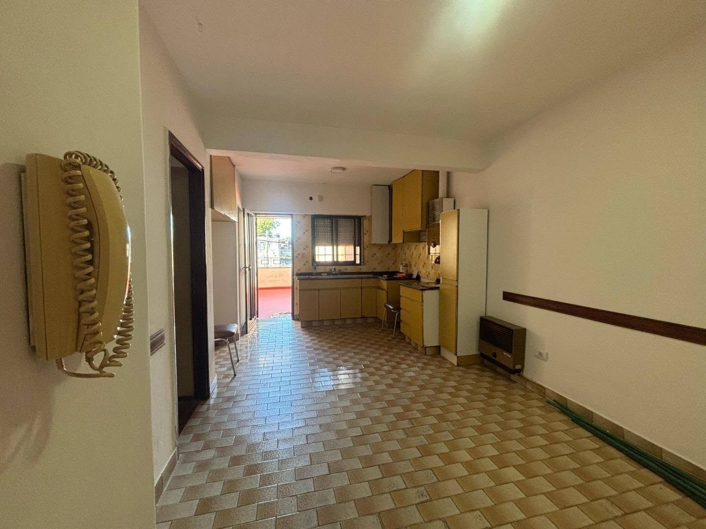 CASA PLANTA ALTA DE 3 DORMITORIOS CON GARAGE ALQUILER - 3