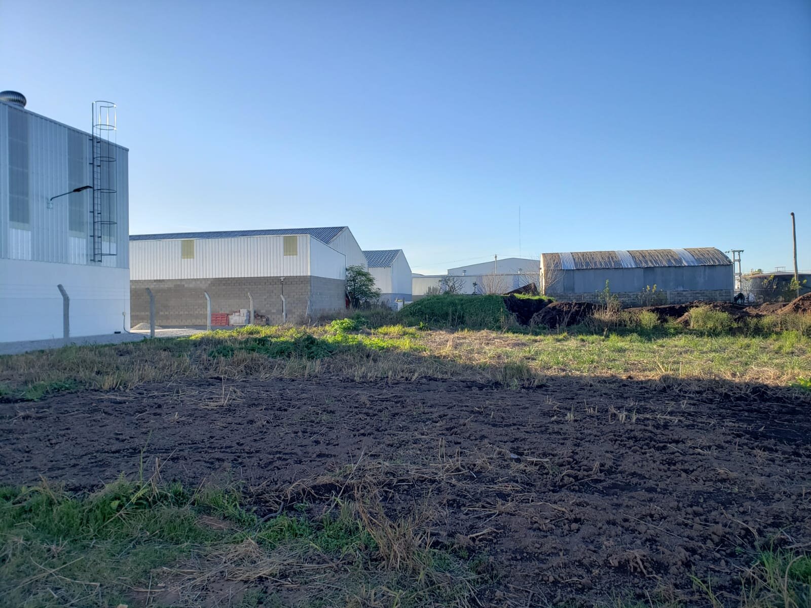 Lote en Venta 700 m² - Área Industrial de Roldán - 4