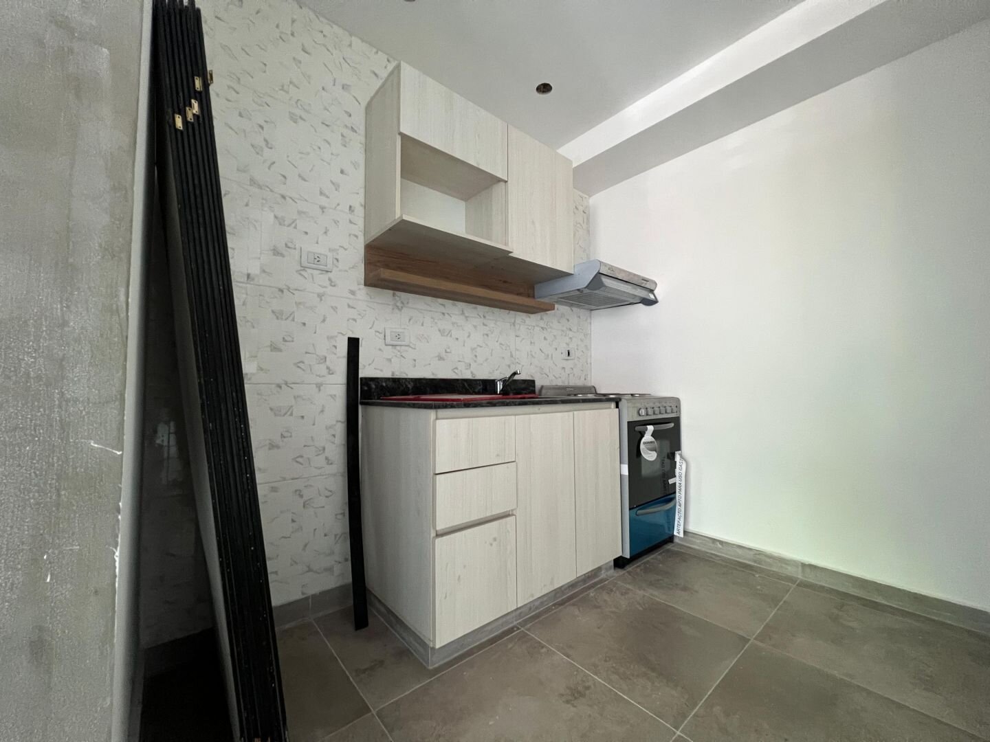 Oficina a estrenar en venta. Cocina y baños. 140m2 en una planta. - 7