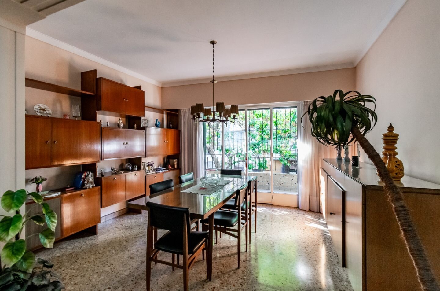 Dos casas en una: ideal para dos familias, en un terreno propio de 233 m2 - 17