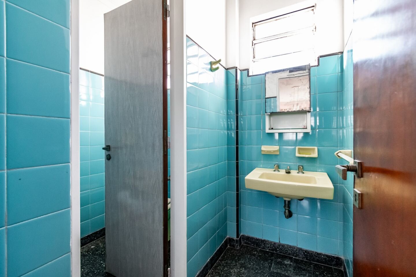 Dos casas en una: ideal para dos familias, en un terreno propio de 233 m2 - 31