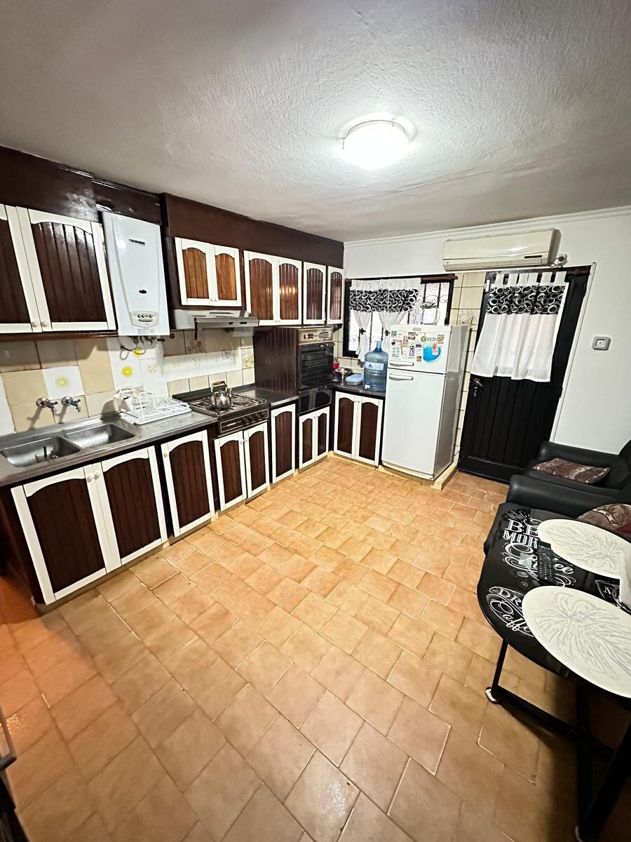 CASA EN VENTA | BARRIO LAS ROSAS | 3 DORMITORIOS | QUINCHO | COCHERA PARA 3 VEHÍCULOS - 5