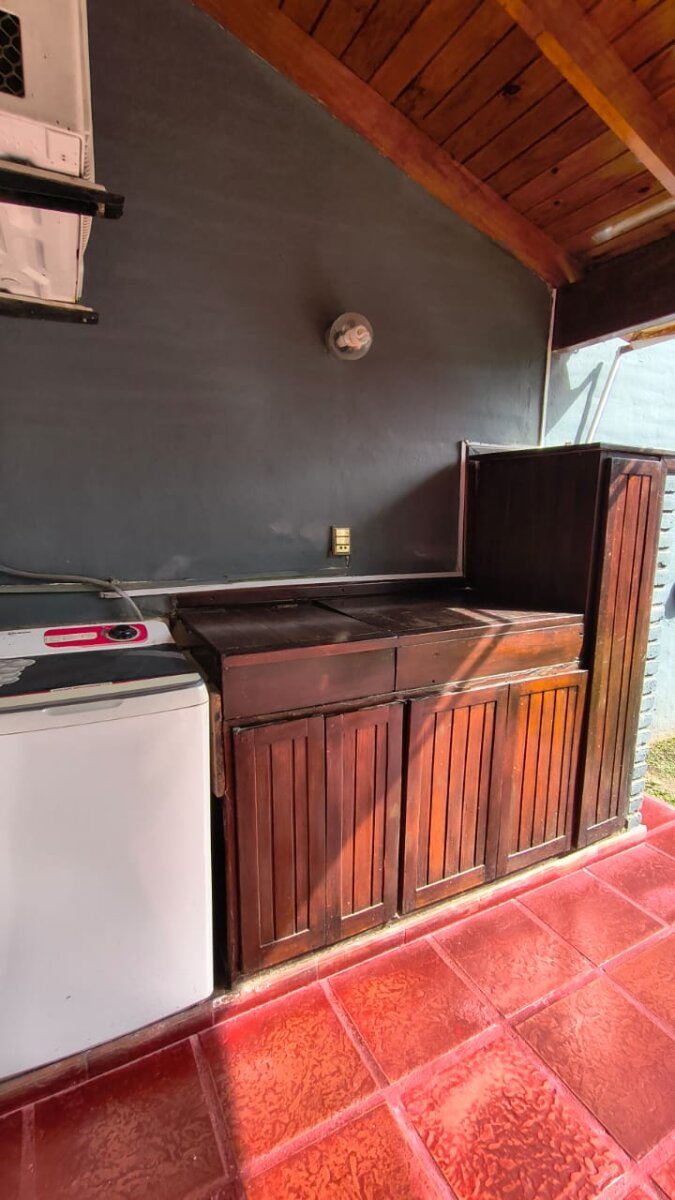 CASA EN VENTA | BARRIO LAS ROSAS | 3 DORMITORIOS | QUINCHO | COCHERA PARA 3 VEHÍCULOS - 14