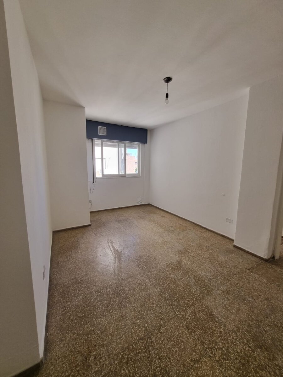 VENDO DPTO B° ALBERDI - 6