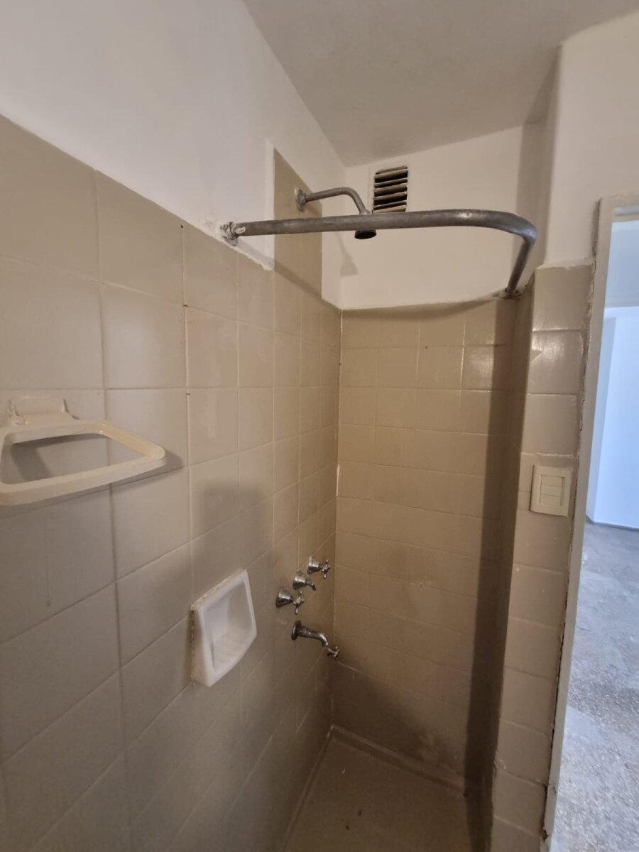 VENDO DPTO B° ALBERDI - 13
