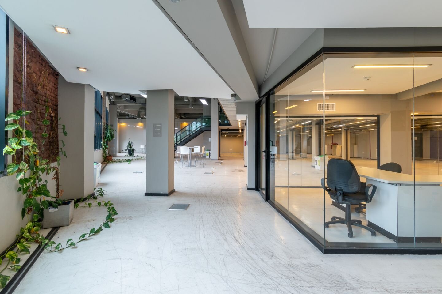 Alquiler. Edificios/Oficinas. Ideal empresas. - 18
