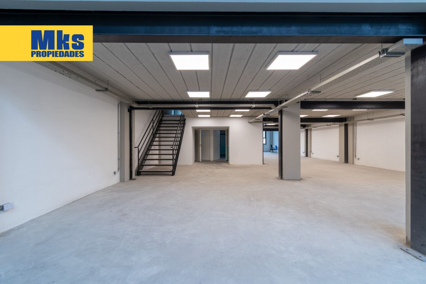 Alquiler. Oficinas. Terraza y cochera. - 22