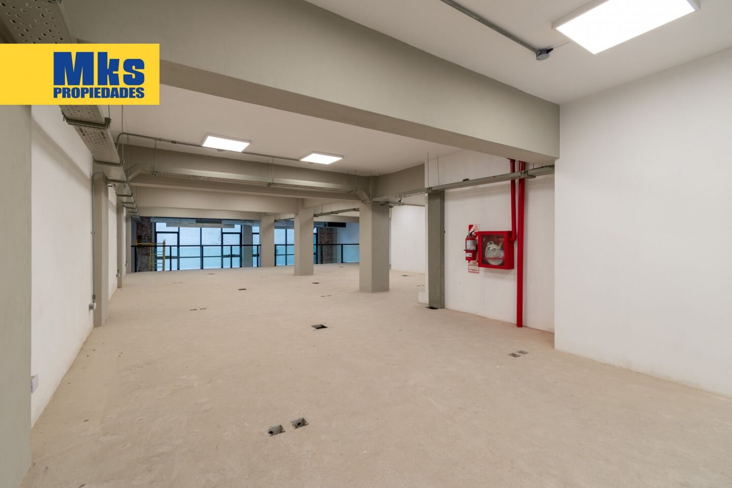 Alquiler. Oficinas. Terraza y cochera. - 25