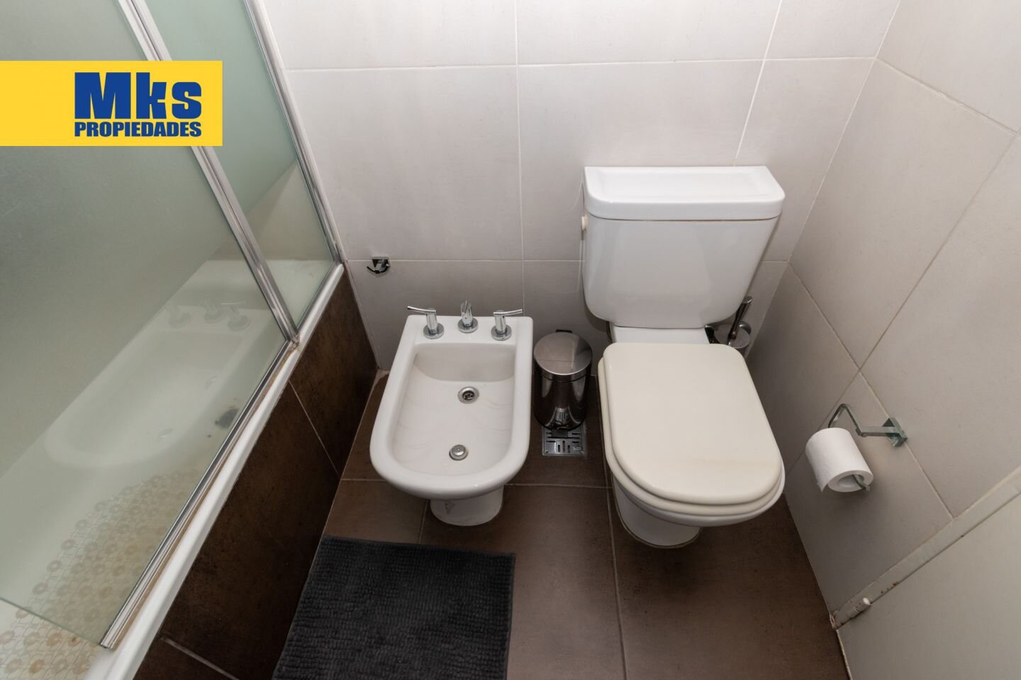 Departamento. Venta. 4 ambientes. Cochera. Full amenities. — foto 9