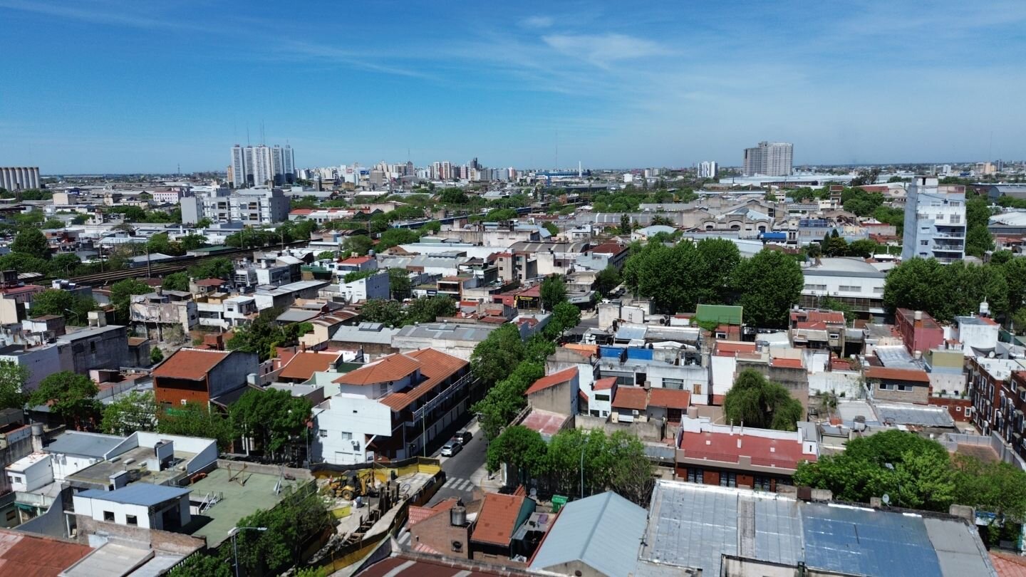 Lote 8,66 x 44,38 con galpón y departamentos a refaccionar – Barracas — foto 12