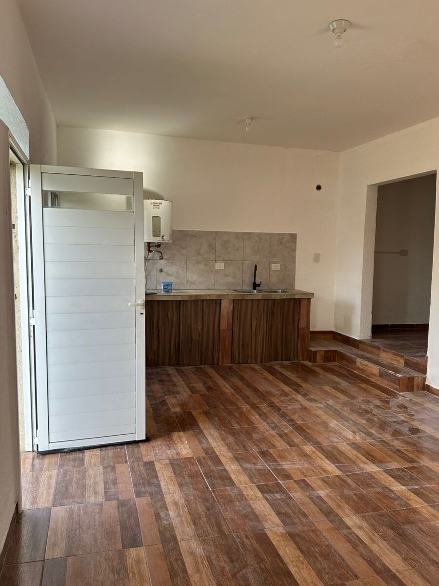 ALQUILER CASA 2 DORM C/AMPLIO PATIO EN SALSIPUEDES ARS 850.000 - 4