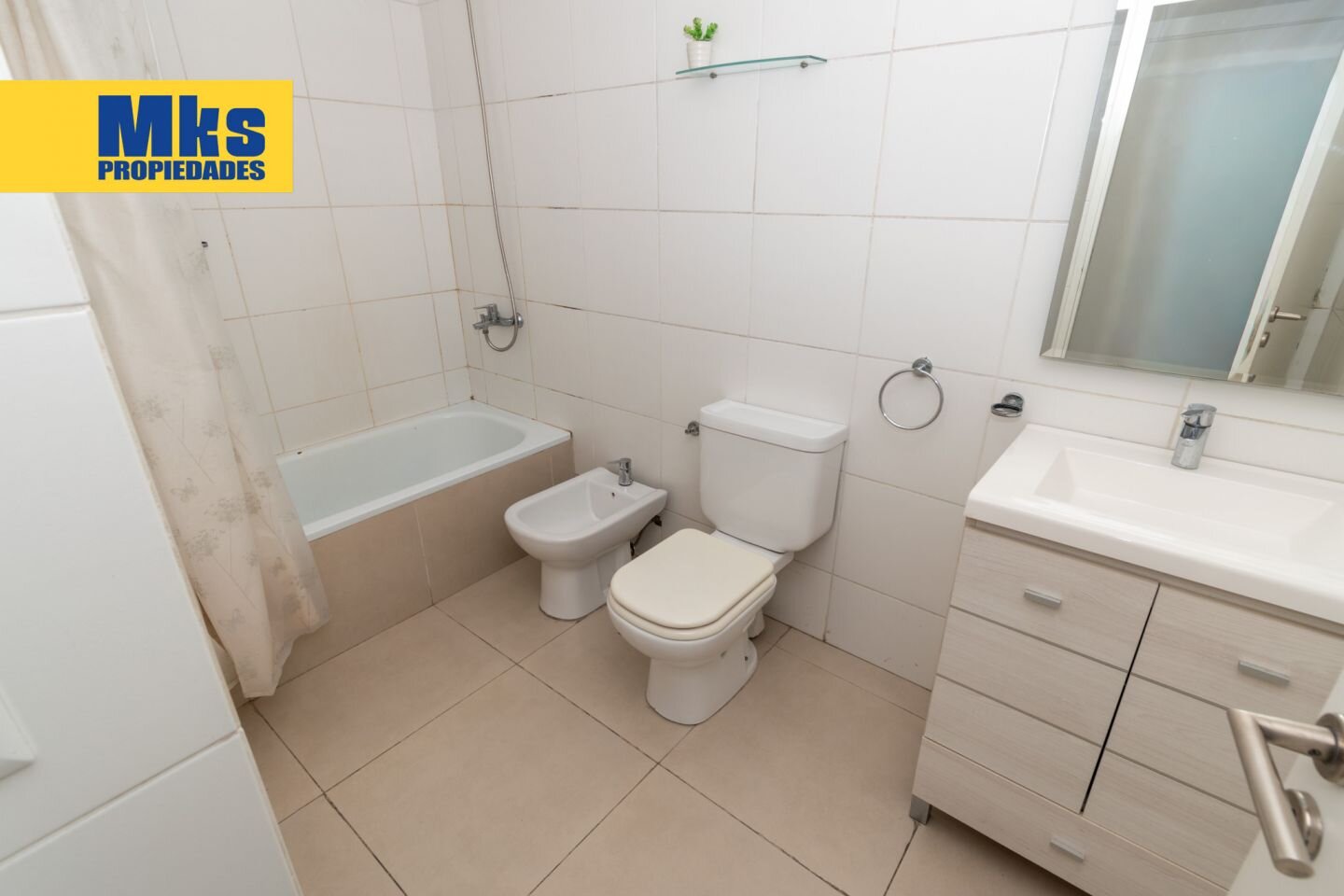 Venta. Semipiso. 3 ambientes. Cochera fija y cubiera. — foto 9