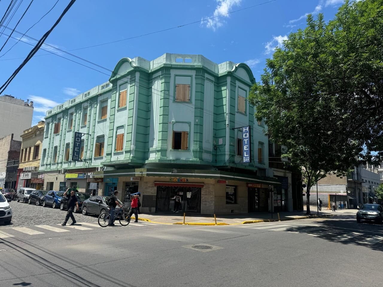 Hotel con locales en venta en Constitución, Capital Federal - 2