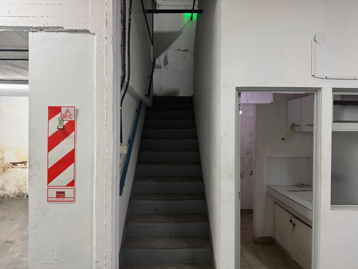 Barracas. Galpón en venta. 395 m2. - 12