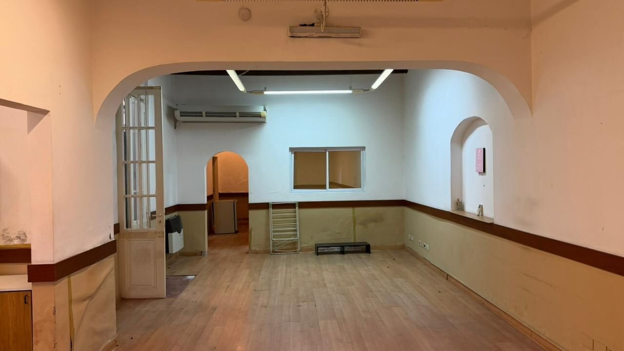 ¡DescubrÃ­ un amplio 2 ambientes con patio y entrada independiente!