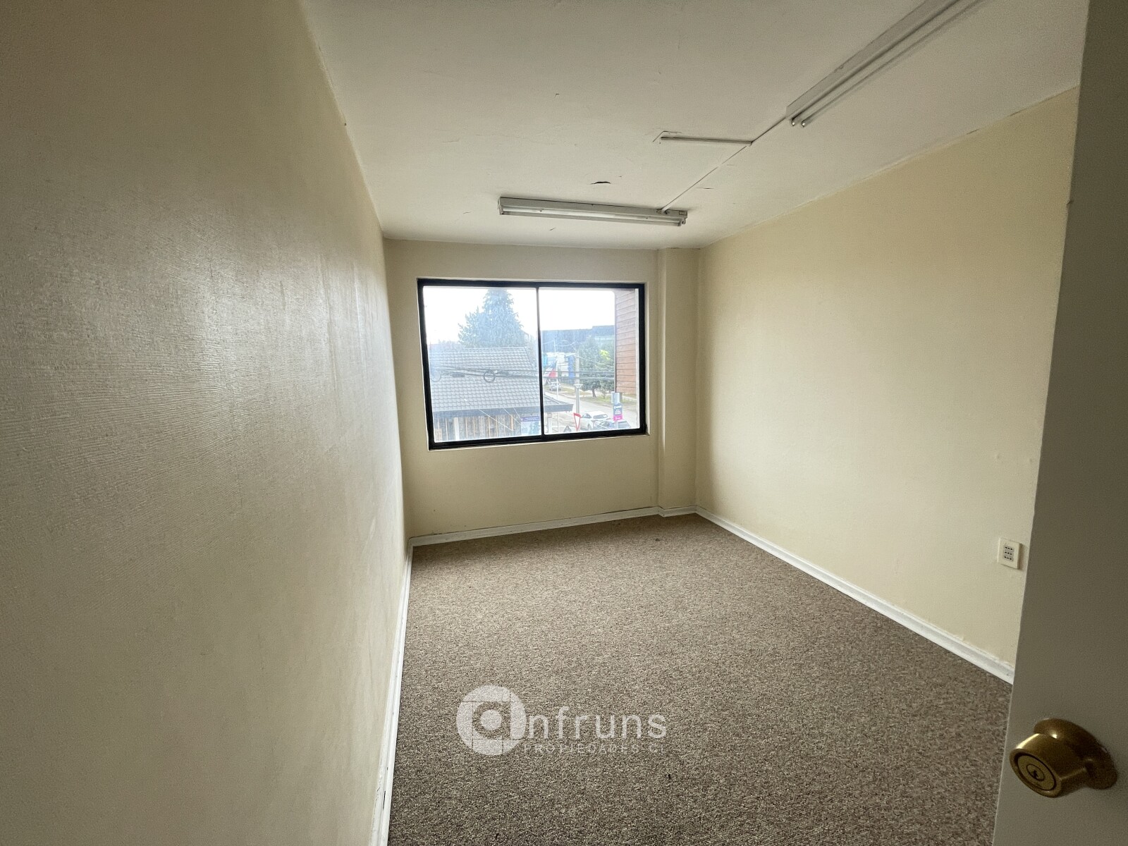 Land for Sale in Coyhaique | 5 Bedrooms | 1 Bathroom | 240 m² | UF 84 - 7