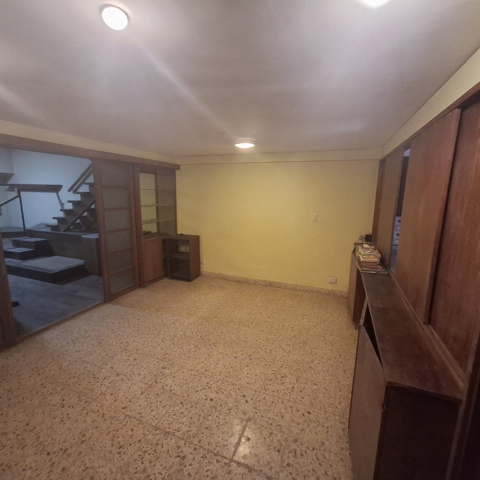 Excelente oportunidad Barrio parque Cerrito 2800 casa con departamento interno incluido — foto 5