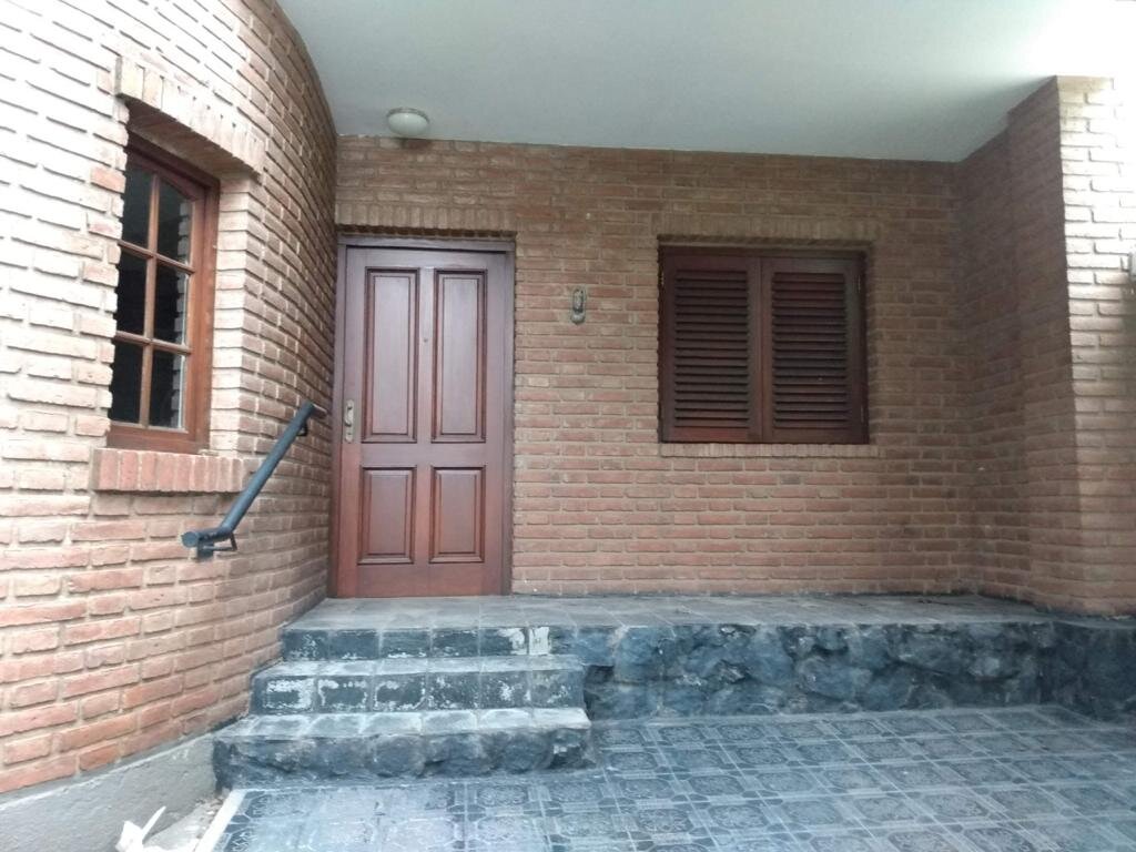 CASA EN VENTA EN ALBERDI ZONA JEFATURA - 2