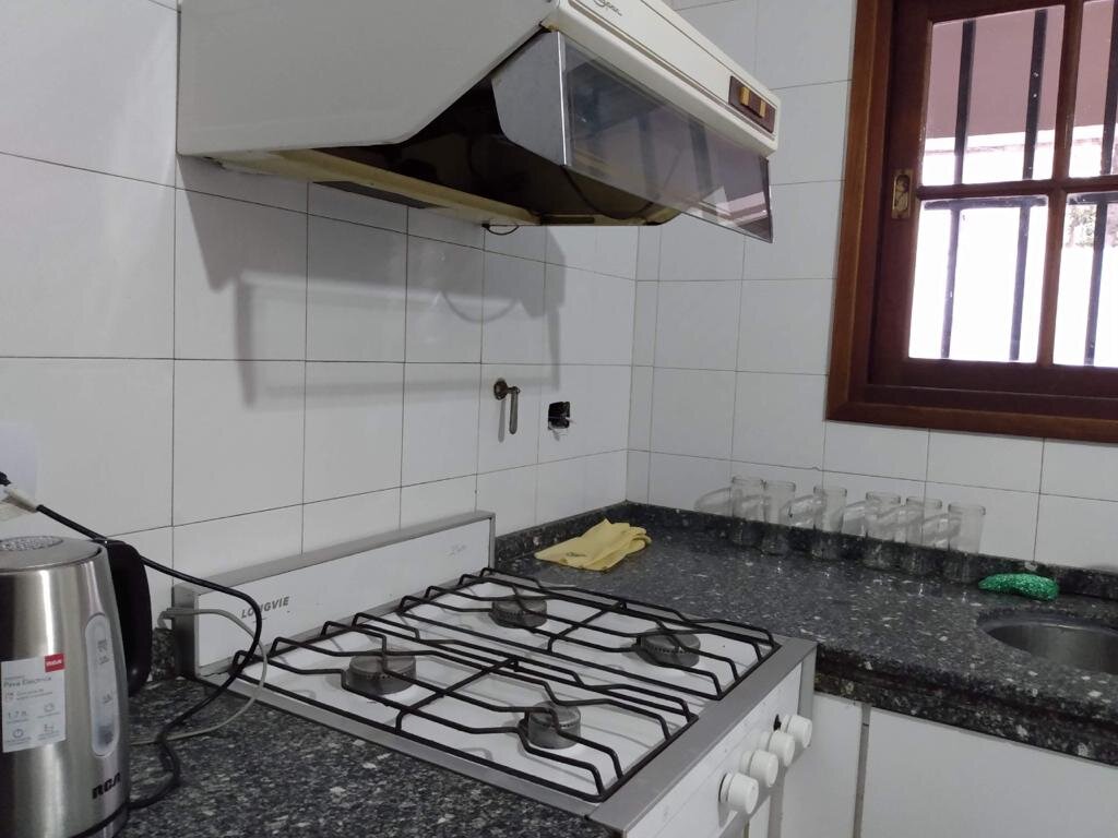 CASA EN VENTA EN ALBERDI ZONA JEFATURA - 18