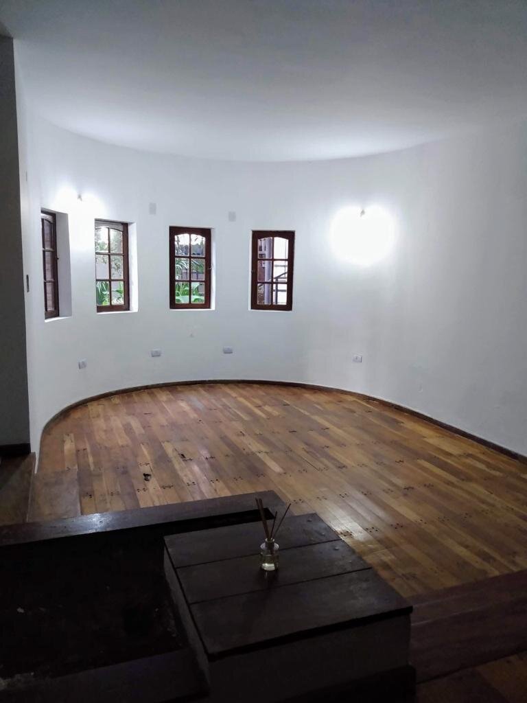 CASA EN VENTA EN ALBERDI ZONA JEFATURA - 14