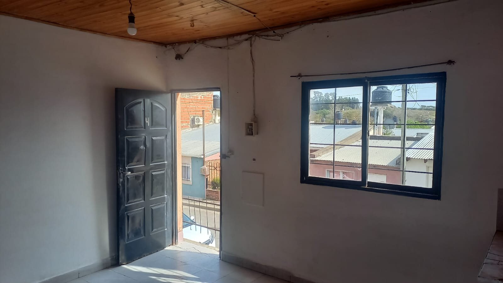 Venta - Conjunto de 3 casas de 1 dormitorio. - 3