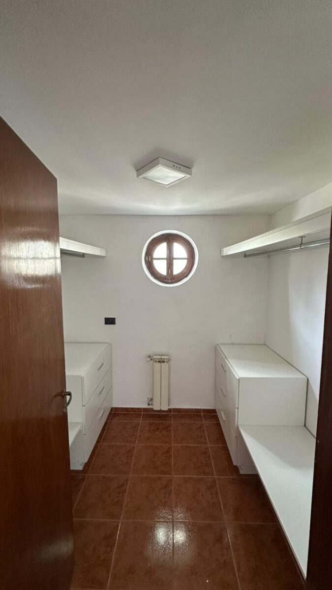 Carlos Paz magnifica casa 6 dormitorios pileta - Imagen 15